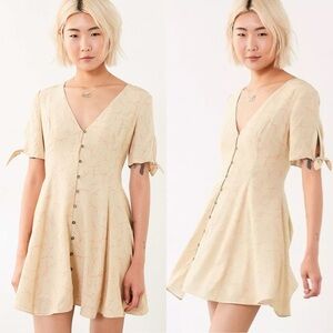 Urban Outfitters Kimchi Blue Short Sleeve Y2K Mini‎ Dress Womens Size XS Button